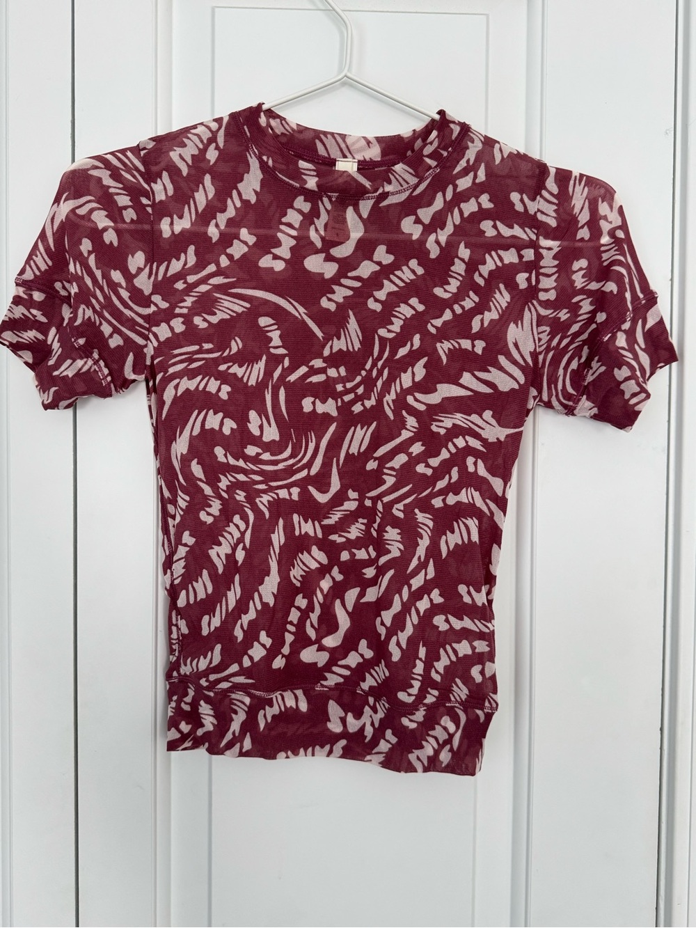 SKIMS Summer Mesh Short Sleeve Top - Raspberry Swirl